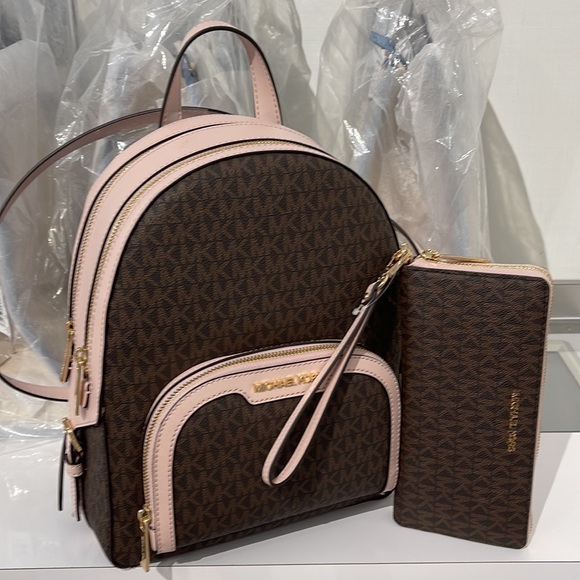 Michael Kors Md Backpack Bag Jaycee & Lg CONTINENTAL wallet-wristlet-phoneholder - Picture 5 of 16